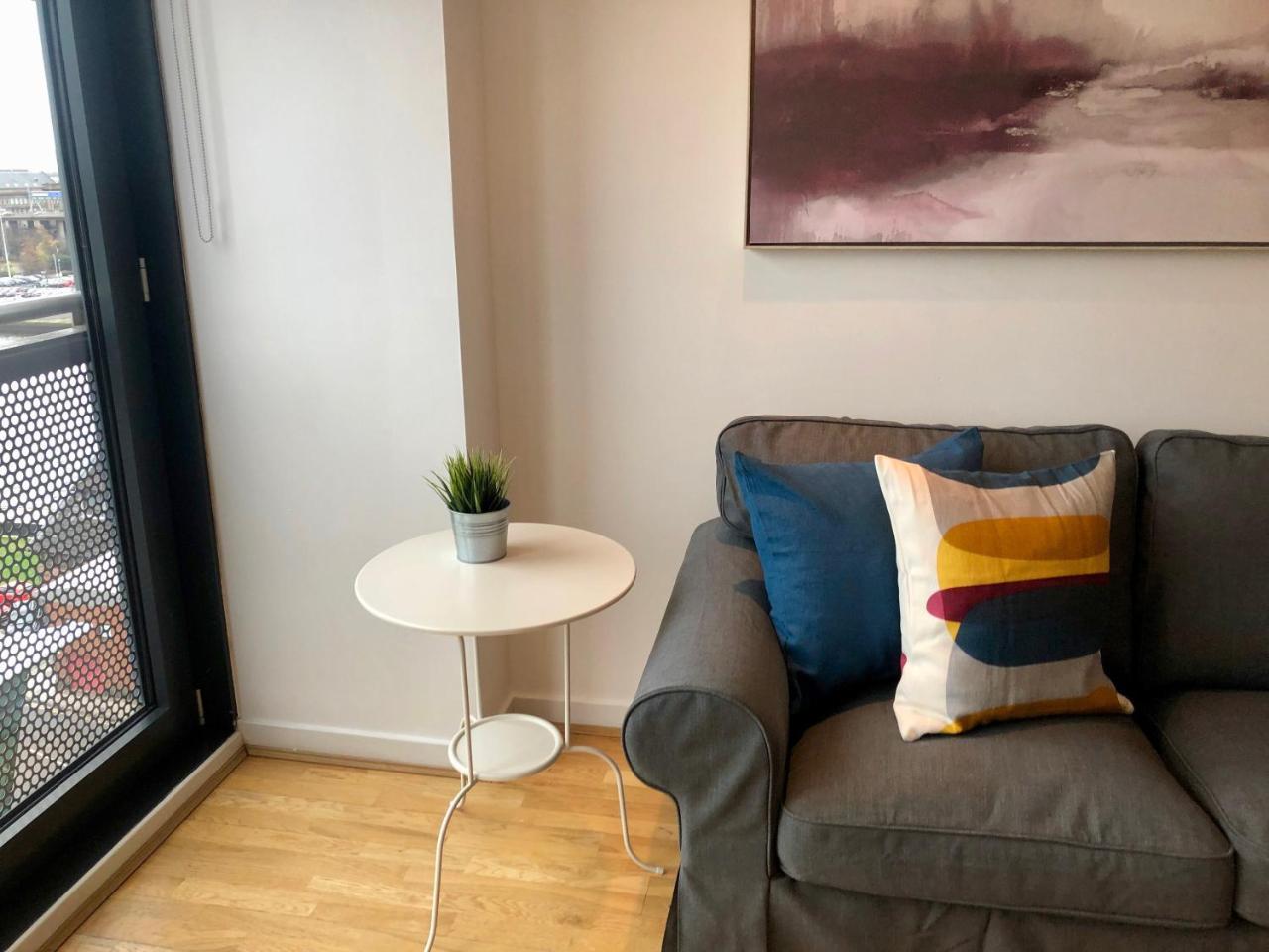 Apartamento The Heights - River And City View Glasgow Exterior foto